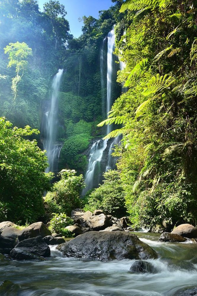 Air Terjun Sekumpul Foto Putu Andika Panendra, Wisata Pura di Bali, Wisata Park di Bali, Rekomendasi Wisata Air Terjun, Rekomendasi Destinasi Desa Wisata, Objek Wisata Alam di Bali, Situs Budaya