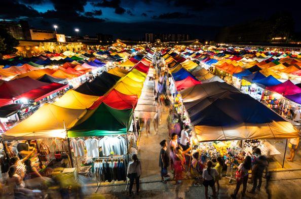 Pasar Kreneng Denpasar 23 Tempat Wisata Malam di Bali Terbaik & Terfavorit Wisatawan, 1. Nol Kilometer Denpasar, 2. Pasar Kreneng Denpasar, 3. Sunset di Pantai Kuta dan Pantai Semiyak, 4. Pantai Purnama, 5. Uluwatu Surf Villa, 6. Cocoon Beach Club, 7. Pantai Jimbaran, 8. SKY GARDEN BAR BALI, 9. Eikon Bar & Lounge, 10. Bali Zoo, 11. Garuda Wisnu Kencana, 12. DISCOVERY SHOPPING MALL, 13. Taman Kumbasari, 14. Art Center Denpasar, 15. Monumen Bajra Sandhi, 16. El Kabron Restaurant, 17. TAMAN STONEHENGE PANTAI PURNAMA, 18. Pura Uluwatu, 19. La Laguna, 20. Nusa Penida, 21. Paradiso Ubud