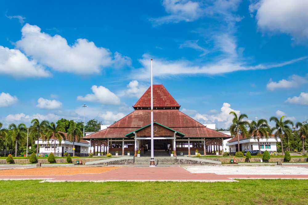 Alun-Alun Kidul Boyolali, 1. Waduk Cengklik Park, 2. Pemandian Umbul Sewu Pengging, 3. Lembah Gunung Madu, 4. Air Terjun Kedung Kayang, 5. Pemandian Tlatar, 6. Taman Pandanalas Boyolali, 7. Trekking Gunung Merbabu, 8. Candi Lawang Cepogo , 9. Candi Sari Cepogo Temple , 10. Waduk Kedung Ombo, 11. New Selo, 12. Cepogo Cheese Park, 13. Waduk Klego Desa Bade, 14. Tirto Marto Pengging Boyolali, 15. Bukit Gancik Selo Boyolali, 16. Wisata Alam Panorama, 17. Umbul Tirtomulyo, 18. Taman Petruk, 19. Alun-alun Kidul Boyolali, 20. Embung Manajar, 21. Watu Blerek, 22. Kebun Raya Indrokilo, 23. Museum R. Hamong Wardoyo, 24. Restu Wijaya Waterboom, 25. Umbul Langse, 26. Kedung Goro , 27. Bukit Batur Sel, 28. Tikungan Cinta, 29. Patung Arjuna Wijaya , 30. Brown Canyon, 31. Makam Ki Ageng Kebo Kenanga Boyolali, 32. Makam Ki Ageng Singoprono Boyolali, 33. Masjid Cipto Mulyo Pengging Boyolali, 34. Oemah Bamboo Merapi, 35. Pura Bawana Tata, 36. Kedung Cinta, 37. Kedung Celeng , 38. Jumbleng Biru, 39. Air Terjun Watu Tibo, 40. Taman Alam Surapanta, 41. Jembatan Gantung Jrakah, 42. Kampung Wisata Dangean, 43. Bukit Kinasih, 44. Air Terjun Semuncar