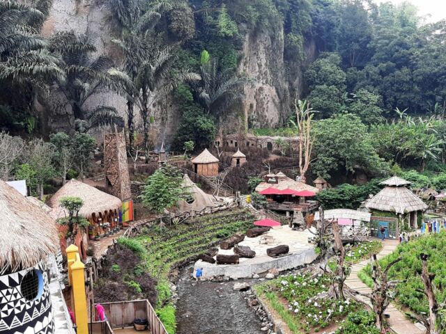 Area Afrika yang eksotis via Google Maps Pakdhe Notro, Informasi Umum The Great Asia Africa , Rute Menuju The Great Asia Africa Lembang, Jam Operasional, Harga Tiket Masuk , Fasilitas , Hal-hal Menarik di The Great Asia Africa, Daya Tarik Objek Wisata The Great Asia Africa