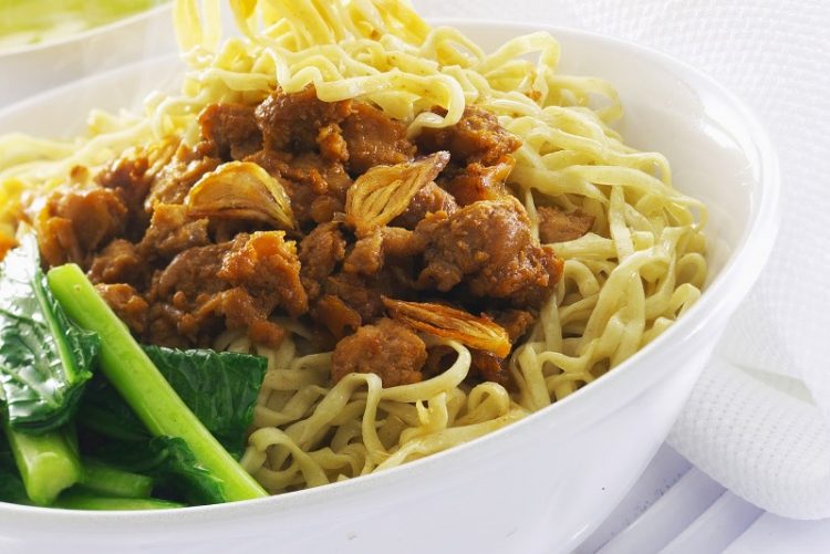 Bakso &amp; Mie Ayam Qt  via Flicker, 1. Mie Ayam Pak Arif, 2. Bakso &amp; Mie Ayam Qt, 3. Mie Ayam Tunggal Rasa, 4. Bakso Dan Mie Ayam Klenger, 5. Bakso &amp; Mie Ayam Kartika, 6. Bakso &amp; Mie Ayam HOKI, 7. Kedaiku Mie Ayam Jamur, 8. Mie Ayam Gangsar Protigan Kedunglurah, 9. Bakso Mie Ayam Solo