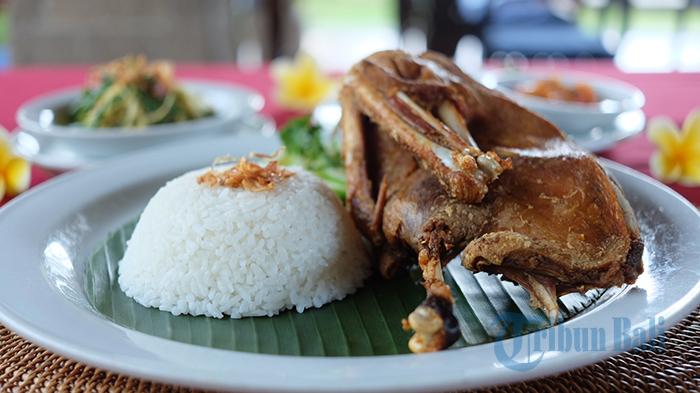 Bebek Goreng Laka Leke via Tribun Bali 23 Tempat Wisata Kuliner di Bali Paling Legendaris &amp; Terbaik, Enak, 1. Sop Ikan Mak Beng Sanur, 2. Warung Mami, 3. Warung Wardani, 4. Sate Plecing Arjuna, 5. Warung D’Sawah, 6. Sanur Night Market, 7. Warung Nyoman, 8. Nasi Ayam Kedewatan Ibu Mangku, 9. Bebek Bengil Crispy Duck – Nusa Dua, 10. MamaSan Bali, 11. Nasi Pedas Bu Andika, 12. Rujak Kuah Pindang Bu Putu, 13. Revolver Espresso, 14. Seniman Coffee, 15. Bebek Goreng Laka Leke, 16. Warung Nasi Bali Men Weti (Sanur), 17. Naughty Nuri’s Warung, 18. Ayam Betutu Men Tempeh Gilimanuk, 19. Warung Laota, 20. Warung Bebek Tepi Sawah, 21. Sate Babi Bawah Pohon (Kuta), 22. Nasi Pecel Bu Tinuk, 23. Warung Liku