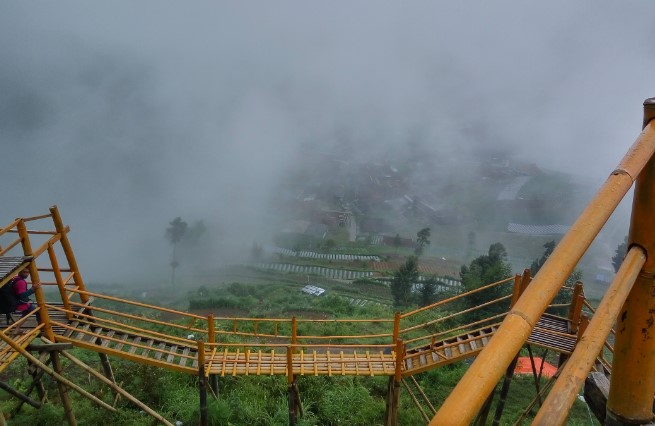 Bukit Batur Selo meiko panuntun, 1. Waduk Cengklik Park, 2. Pemandian Umbul Sewu Pengging, 3. Lembah Gunung Madu, 4. Air Terjun Kedung Kayang, 5. Pemandian Tlatar, 6. Taman Pandanalas Boyolali, 7. Trekking Gunung Merbabu, 8. Candi Lawang Cepogo , 9. Candi Sari Cepogo Temple , 10. Waduk Kedung Ombo, 11. New Selo, 12. Cepogo Cheese Park, 13. Waduk Klego Desa Bade, 14. Tirto Marto Pengging Boyolali, 15. Bukit Gancik Selo Boyolali, 16. Wisata Alam Panorama, 17. Umbul Tirtomulyo, 18. Taman Petruk, 19. Alun-alun Kidul Boyolali, 20. Embung Manajar, 21. Watu Blerek, 22. Kebun Raya Indrokilo, 23. Museum R. Hamong Wardoyo, 24. Restu Wijaya Waterboom, 25. Umbul Langse, 26. Kedung Goro , 27. Bukit Batur Sel, 28. Tikungan Cinta, 29. Patung Arjuna Wijaya , 30. Brown Canyon, 31. Makam Ki Ageng Kebo Kenanga Boyolali, 32. Makam Ki Ageng Singoprono Boyolali, 33. Masjid Cipto Mulyo Pengging Boyolali, 34. Oemah Bamboo Merapi, 35. Pura Bawana Tata, 36. Kedung Cinta, 37. Kedung Celeng , 38. Jumbleng Biru, 39. Air Terjun Watu Tibo, 40. Taman Alam Surapanta, 41. Jembatan Gantung Jrakah, 42. Kampung Wisata Dangean, 43. Bukit Kinasih, 44. Air Terjun Semuncar