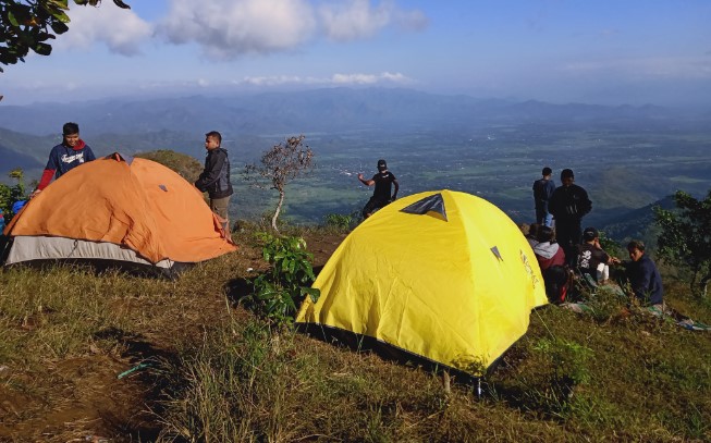 Gunung derbong Dimas Kukuh