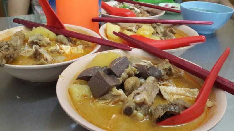 Kari Bihun Tabona, 1. Kedai Durian Ucok, 2. Merdeka Walk Medan, 3. Mie Ayam Kumango, 4. Kedai Kopi Apek, 5. Tip Top Medan, 6. Bihun Asie Kumango, 7. Mie Sop Methodist, 8. Kari Bihun Tabona, 9. Wajir Seafood, 10. Sate Memeng H. Muhammad Saimin, 11. Lontong Kak Lin, 12. Teh Susu Telur (TST) Pak Haji, 13. Rumah Makan Sipirok Medan, 14. Mie Aceh Titi Bobrok Medan, 15. RM Soto Sinar Pagi, 16. Jalan Semarang, 17. Johor Seafood, 18. Martabak Yurich, 19. Kuliner Pagaruyung, 20. Bakmi Hock Seng, 21. Rujak Kolam Takana Juo, 22. Bakmi Shanghai, 23. Kari Bihun Tabona, 24. Martabak Gapa, 25. Nasi Ayam Mama Koki, 26. Murni Martabak Piring, 27. Kesawan Square
