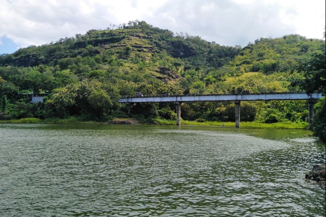 Kedung Areng Wonogiri Anton Feryatno, 1. Alun Alun Giri Krida Bakti, 2. Pantai Nampu, 3. Pantai Banyutowo, 4. Pantai Sembukan, 5. Waduk Gajah Mungkur, 6. Air Terjun Setren Girimanik, 7. Goa Putri Kencono, 8. Papan Luncur Gantole,  9. Museum Karst Dunia Wonogiri, 10. Wisata Spiritual Kahyangan, 11. Museum Wayang Indonesia, 12. Sendang Asri Waduk Gajah Mungkur, 13. Alas Kethu, 14. Bukit Cumbri, 15.  Wisata Air Telaga Rowo Batuwarno, 16. Telaga Claket Selogiri, 17. Goa Ngantap Wonogiri, 18. Gua Maria, 19. Jurug Kemukus, 20. Pantai Dadapan, 21. Air Terjun Kalimas, 22. Bukit Jonambang, 23. Desa Wisata Soko Gunung, 24. Pantai Klothok, 25. Pantai Puyangan, 26. Pantai Karang Bang, 27. Puncak Secokro, 28. Puncak Joglo Wonogiri, 29. Pantai Kwaru Gunturhargo Paranggupito, 30. Pantai Karang Payung, 31. Pantai Kali Mirah, 32. Pantai Njojogan, 33. Watu Cenik Wonogiri, 34. Taman Plintheng Semar, 35. Air Terjun Binangun Watu Jadah , 36. Hutan Pinus Bukit Suwondo, 37. Taman Wisata Tunggangan Jatiroto, 38. Monumen Bedol Desa, 39. Air Terjun Sanginan, 40. Kedung Areng Wonogiri, 41. Taman Ponten Wonogiri, 42. Ganthole Bawah (Menara Filter), 43. Tegal Simbah, 44. Istana Parnaraya, 45. Goa Resi, 46. Soko Langit