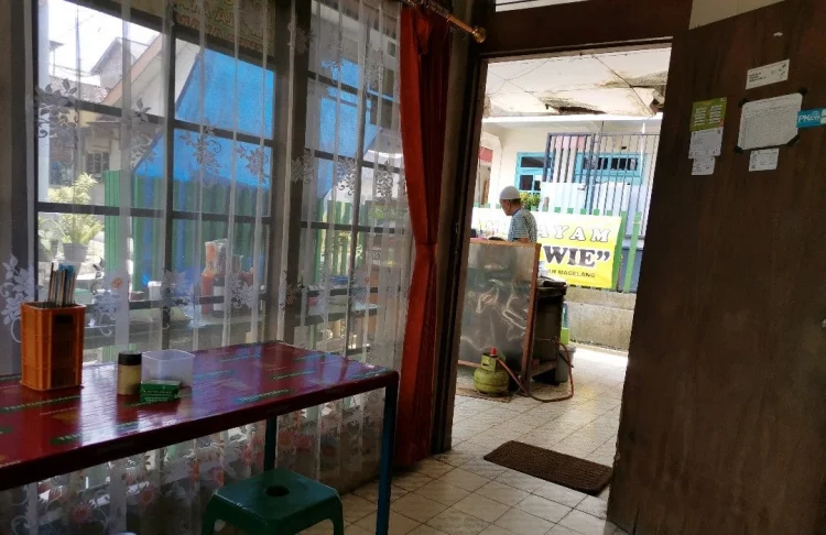 Kedai Mie Ayam Lek Wie via Nicelocal, 1. Mie Ayam Lek Wie, 2. Mie Ayam Pak Yanto, 3. Mie Ayam Pak Kribo, 4. Mie Ayam Pangsit Pak Jo, 5. Mie Ayam Bakso Podomoro, 6. Bakso & Mie Ayam Ojo Lali, 7. Mie Ayam Bakso Ngudi Rahayu, 8. Kedai Mie Ayam Lek Wie, 9. Angkringan omah kali, 10. Kedai Mie Ayam Gading, 11. Bakmi 515, Muntilan, 12. Bakso Balungan Pak Granat, 13. Bakso Lezat, Secang Temanggung, 14. Dapure Mbok Yess, Muntilan, 15. Dewi Indah Chinese Food MTL, Semaken, 16. Kedai Kaptenku, 17. Mie Ayam Bangka Dan Mie Sapi ABC, Muntilan, 18. Ngombe Leh Borobudur, Wanurejo, 19. PS YAMIEN, 20. RM. Sari Alam, Ruko Grand Cawang, 21. Mie Ayam Jujugan, 22. Mie Ayam Pelangi, 23. Mie Ayam Alam Segar, 24. Mie Ayam Alband, 25. Mie Ayam Pak Slamet, 26. Mie Ayam Pak Rohmadi, 27. Kedai Mie Ayam Spesial “CJDW”, 28. Kedai MIKANA MAXI