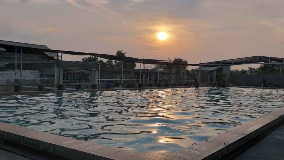 Kolam Renang Muria Tirta via Google Maps Om Gil NgemiL, 1. Jepara Ourland Park, 2. Kolam Renang Alam Moya, 3. Jepara Olympic Pool, 4. Kolam Renang Muria Tirta, 5. Kolam Renang Shinta Pool 1 Jepara, 6. Kolam Renang Shinta Pool 2 Jepara   , 7. Andina Swimming Pool, 8. Tiara Park Waterboom, 9. Kolam Renang Ocean View Residence, 10. Kura-kura Resort, 11. Waterboom Rikan’s, 12. Sentral Park Jepara, 13. Kolam Renang Tombo Ati, 14. Kolam Renang Watu Lumpang Bangsri (WLB), 15. The Palm Beach Resort