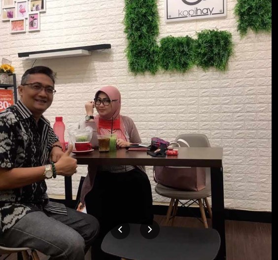 Kopihay Cafe Semarang via Google Maps Adhy Djoko P, 1. Mitsu Cafe, 2. Lingkar Coffee &amp; Idea, 3. Nyctophily Coffee Brewery, 4. Kopi Kemenangan, 5. Anak Panah Kopi, 6. Ejaankoffie, 7. Pukul Lima Kopi, 8. Luggo Cafe &amp; Eatery, 9. Kayo Coffe and Space, 10. Teman Kerja Coffee, 11. Anantari Coffee, 12. Nigma Cafe, 13. Kofinary, 14. Dontea Semarang, 15. Kopihay Cafe Semarang, 16. Glarse Purlieu, 17. Kofe Tembalang, 18. KASTEM COFFEE &amp; SPACE, 19. Parama Cafe Semarang, 20. Point Cafe Undip Tembalang