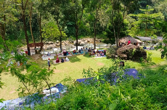 Lolong Adventure satori juwono, 1. Pantai Pasir Kencana, 2. Curug Muncar, 3. Curug Bajing , 4. Pantai Slamaran , 5. Museum Batik Pekalongan, 6. Pantai Sunter Depok Indah, 7. Puncak Hanoman Gunung Kendalisodo, 8. Linggo Asri, 9. Kebun Teh Kaliboja, 10. Lolong Adventure, 11. International Batik Center , 12. Gunung Rogojembangan , 13. Wisata Watu Ireng , 14. Pantai Wonokerto , 15. Bukit Pawuluhan, 16. Wisata Mangrove Park Pekalongan, 17. Blackcanyon Petungkriyono, 18. Wisata Curug Madu, 19. Curug Bidadari Jolotigo , 20. Curug Cinde, 21. Monumen Pekalongan, 22. Alun-alun Kota Pekalongan, 23. Alun-alun Bebekan Kedungwuni, 24. Kali Paingan, 25. Curug Lawe, 26. Bendungan Kletak, 27. Curug Blanten, 28. Curug Bekakak, 29. Jembatan Lengkung Surabayan, 30. Taman Kuripan Pekalongan “Nursery Horikultura, 31. Pantai Sari Pekalongan, 32. Bengkelung Park, 33. Kolam Renang Banyubiru Pekalongan, 34. Taman Lapangan Bebekan, 35. Wisata Ciblon, 36. Zatoland Waterboom, 37. Bukit Bintang Kutorojo, 38. La’Ranch Glamping, 39. Telaga Sigebyar Mangunan, 40. Sipare Green Park, 41. Km 0 Pekalongan, 42. Wisata Danau Alkautsar, 43. Dino Park Soko Langit Pekalongan, 44. Masjid Agung Al-Jami Pekalongan, 45. Wisata Bahari PPNP, 46. Nasi Megono Bu Suli – Wisata Kuliner khas Pekalongan , 47. Pusat Grosir Setono