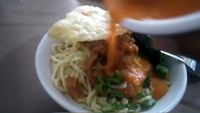 Mie Ayam Haris via Instagram.com @hobi_makan13, 1. Mie ayam 99, 2. Mie Ayam Rumput, 3. Mie Ayam Pak Joko, 4. Mie Ayam Happy, 5. Mie Ayam Haris, 6. Mie Ayam Pak Min, 7. Mie Ayam Srikandi, 8. Bakso Mie Ayam Pak Hadi Putra, 9. Mie Ayam Obat Lapar, 10. Bakso dan Mie Ayam Mas No, 11. Bakso So’un dan Mi Ayam Sompok 21, 12. Mi Bandung GG Belakang Pak Min, 13. Mie Ayam Cakar Bakso Pak Joko, 14. Bakmi Ayam Jakarta Gajah Jaya, 15. Mie Ayam Dan Bakso Urat Jayasari Pak Sigit, 16. Mie Ayam Ceker Sido Mampir, 17. Mie Ayam Bakso Pak Soyo Wonogiri, 18. Mie Ayam Pak Cip, 19. Mie Ayam Ceker Bang Jony, 20. Mie Ayam &amp; Bakso Mbak Yanti, 21. Mie Ayam Pak Teguh, 22. Mie Ayam AAA Ngaliyan, 23. Mie Ayam Si Jonti, 24. Mie Jakarta 69, 25. Bakmi Keriting Bangka, 26. Mie Ayam Bakso Tunggal Rasa, 27. Mie Ayam Ceker Pak Bonci, 28. Mie Ayam Ceker Bu Sum, 29. Depot Bakso Mercon dan Mie Ayam CJDW