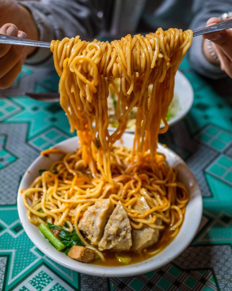 Mie Ayam MARGO ROSO via Facebook Ariess Kuliner, 1. Mie Ayam Pangsit Jakarta Pak Yanto, 2. Mie Ayam & Bakso Morodadi Om Jimmy, 3. Bakso & Mie Ayam Petolo, 4. Mie Ayam Bakso Sareh, 5. Bakso & Mie Ayam Berkah, 6. Mie Ayam Pak To, 7. Warung Mie Ayam Bakso 55, 8. Mie Ayam & Bakso Pak Sutris, 9. Mie Ayam Pak Mo, 10. Bakso Super & Mie Ayam Bakar Dwi Manunggal, 11. Mie Ayam MARGO ROSO, 12. Mie Ayam Demangan, 13. Mie Ayam Pak Di, 14. Mie Ayam Bakso Pak Yat Ponorogo, 15. Mie Ayam dan Bakso Wonogiri Pak Sam, 16. Bakso Dan Mie Ayam Mas Fajar Wonogiri, 17. Bakso Mas Bay