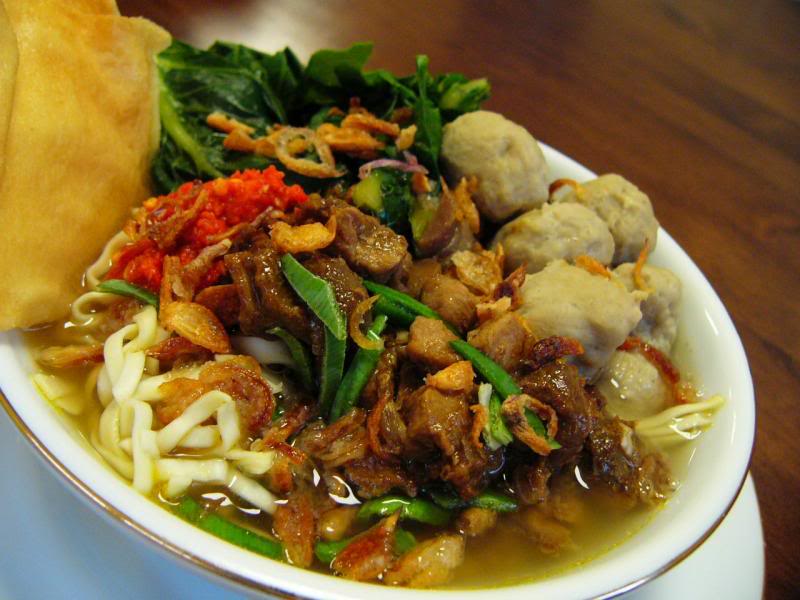 Mie Ayam Nyata Rasa Mbah Nardi via Cerita Perusat Pesta, 1. Mie Ayam Putra Solo Kota Blitar, 2. Mie Ayam Nyata Rasa Mbah Nardi, 3. Mie Ayam Edy, 4. Mie Ayam Jakarta Berkat, 5. Mie Ayam Dawet Serabi, 6. Mie Ayam P. Prapto, 7. Mie Ayam Ceker, 8. Mie Ayam Ceker Pedes Podo Tresno, 9. Mie Ayam Tek-tek, 10. Mie Ayam Putra 22, 11. Mie Ayam Revblik Kota Blitar, 12. Mie Ayam Barokah Kota Blitar, 13. Mie Ayam AVETA Kota Blitar, 14. Mie Ayam Gemini, 15. Mie Ayam Karanglo Blitar