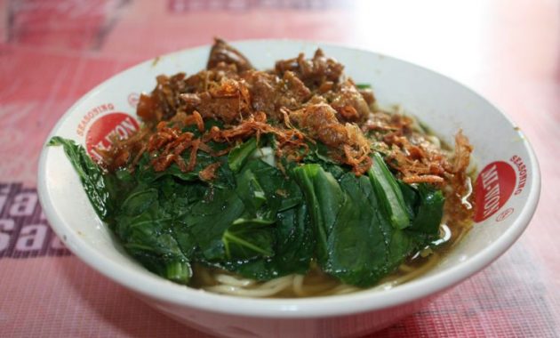 Mie Ayam Solo Pak Doel via Merdeka Malang, 1. Mie Ayam Solo Pak Doel, 2. Mie Ceker Cak Kribo, 3. Mie Ayam Pagak, 4. Pangsit Mie Ayam, 5. Depot Mie Malang Gadjah Mada 1, 6. Hot Cui Mie, 7. Depot Pangsit Mie Bromo Pojok, 8. Kedai Mie Sutoyo, 9. Depot Hoklay, 10. Pangsit Mie Pak Rie, 11. Depot Gang Djangkrik, 12. Mie Kudusan, 13. Pangsit Mie Dempo, 14. Pangsit Mie Tan, 15. Pangsit Kebo Ijo, 16. Mie Pangsit Pujasera Dempoe, 17. Mie Pangsit Pak Ri Jalan Wilis