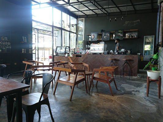 Moment Coffee & Space via Apabuka, 1. Eastman Coffee House, 2. Antarakata Coffee, 3. Atap Langit Coffee n Eatery, 4. Tekodeko Koffiehuis, 5. Strada Coffee, 6. Ideologist.smg, 7. Anak Panah Kopi, 8. Moment Coffee & Space, 9. Excelso Coffee Rinjani, 10. Old Kettle, 11. My Kopi O!, 12. Hero Coffee Indonesia, 13. Tepian Kopi, 14. Encycoffeedia, 15. Makabana Working Space & Coffee Shop, 16. Lingkar Coffee & Idea, 17. Bersua at The Heights, 18. Semasa Kopi, 19. Atas Kota Coffee & Space, 20. Adhum Coffee, 21. Kastem Coffee & Space, 22. Pijar.srg, 23. Keizai Coffee & Garden, 24. Insight Coffee, 25. Origo Coffee, 26. Fat Elephant Restaurant & Coffee Shop, 27. Kopitiga