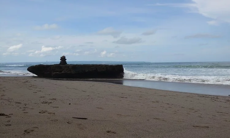 Pantai Echo via Twitter @Wahyuprazzz, Tempat Wisata di Seminyak Bali yang Wajib Dikunjungi, Tempat Wisata Seni dan Budaya di Seminyak Bali, Tempat Wisata Belanja di Seminyak Bali, Tempat Wisata Kuliner di Seminyak Bali, Tempat Wisata Relaksasi