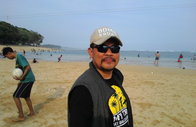 Pantai Sendangbiru Jaysen Millen, 1. Gunung Bromo, 2. Pantai Pasir Putih, 3. Telaga Sarangan, 4. Ranu Kumbolo Gunung Semeru, 5. Pulau Sempu, 6. Pantai Plengkung, 7. Pantai Bandealit, 8. Pantai Sendang Biru, 9. Pulau Merah, 10. Pantai Balekambang, 11. Kawah Ijen Banyuwangi , 12. Jawa Timur Park (Jatim Park) 1, 13. House of Sampoerna, 14. Wisata Bahari Lamongan , 15. Pantai Papuma Jember, 16. Gunung Kelud Kediri, 17. Maharani Zoo & Goa, 18. Pemandian Air Panas Cangar Jawa Timur, 19. Arung Jeram Songa Probolinggo, 20. Air Terjun Madakaripura Probolinggo, 21. Air Terjun Coban Rondo, 22. Puncak B-29, 23. Simpang Lima Gumul – KEDIRI, 24. Gumul Paradise Island Kediri, 25. Taman Langit Gunung Banyak, 26. Jatim Park 2 Malang, 27. Taman Rekreasi Selecta, 28. Wisata Bukit Jaddhih, 29. Air Terjun Dlundung, 30. Predator Fun Park Batu, 31. Eco Green Park, 32. Taman Bungkul, 33. Pantai Batu Bengkung, 34. Air Terjun Putuk Truno, 35. The Grand Taman Safari Prigen Jawa Timur, 36. Pantai Kelapa Tuban, 37. Air Terjun Sedudo