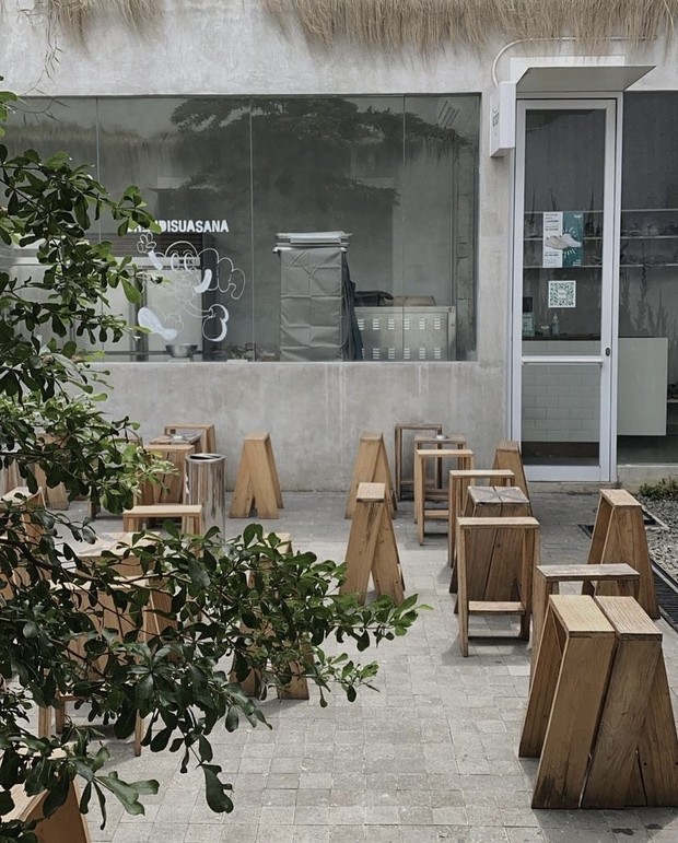 Suasanakopi, 1. dia.lo.gue, 2. Anomali Coffee Kemang, 3. Eighty Nine Kemang, 4. Komunal 88 Cilandak, 5. Langit Seduh Selatan Kemang, 6. 1/15 Coffee, 7. Suasanakopi, 8. Alenia Papua Coffee &amp; Kitchen, 9. 7Speed Coffee, 10. Coffeewar, 11. Chief Coffee Kemang, 12. THREE K COFFEE, 13. Goni Coffee, 14. Kopi Cat Cafe, 15. Antipodean Coffee, 16. MOREAU Chocolatier’s Coffee, 17. Bukan Ruang, 18. Ecaps, 19. Nomi Coffee