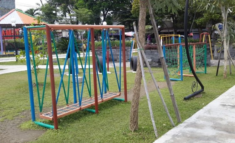 Taman Pandanalas Boyolali Queenie Leung Puisze, 1. Waduk Cengklik Park, 2. Pemandian Umbul Sewu Pengging, 3. Lembah Gunung Madu, 4. Air Terjun Kedung Kayang, 5. Pemandian Tlatar, 6. Taman Pandanalas Boyolali, 7. Trekking Gunung Merbabu, 8. Candi Lawang Cepogo , 9. Candi Sari Cepogo Temple , 10. Waduk Kedung Ombo, 11. New Selo, 12. Cepogo Cheese Park, 13. Waduk Klego Desa Bade, 14. Tirto Marto Pengging Boyolali, 15. Bukit Gancik Selo Boyolali, 16. Wisata Alam Panorama, 17. Umbul Tirtomulyo, 18. Taman Petruk, 19. Alun-alun Kidul Boyolali, 20. Embung Manajar, 21. Watu Blerek, 22. Kebun Raya Indrokilo, 23. Museum R. Hamong Wardoyo, 24. Restu Wijaya Waterboom, 25. Umbul Langse, 26. Kedung Goro , 27. Bukit Batur Sel, 28. Tikungan Cinta, 29. Patung Arjuna Wijaya , 30. Brown Canyon, 31. Makam Ki Ageng Kebo Kenanga Boyolali, 32. Makam Ki Ageng Singoprono Boyolali, 33. Masjid Cipto Mulyo Pengging Boyolali, 34. Oemah Bamboo Merapi, 35. Pura Bawana Tata, 36. Kedung Cinta, 37. Kedung Celeng , 38. Jumbleng Biru, 39. Air Terjun Watu Tibo, 40. Taman Alam Surapanta, 41. Jembatan Gantung Jrakah, 42. Kampung Wisata Dangean, 43. Bukit Kinasih, 44. Air Terjun Semuncar