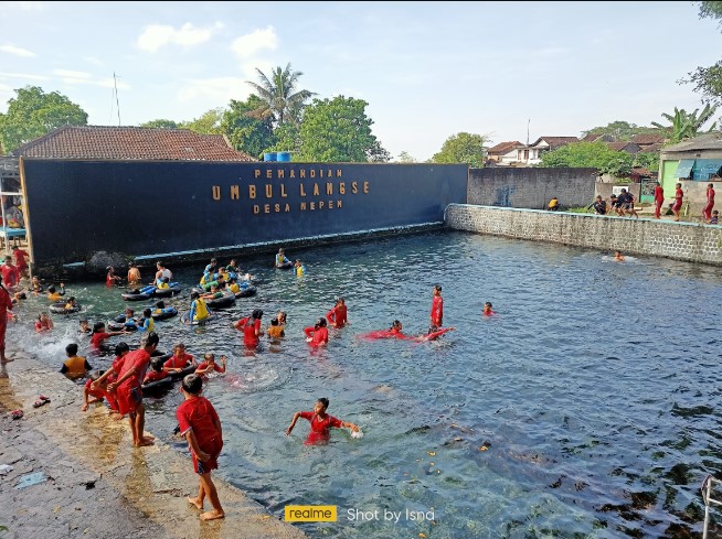 Umbul Langse isna ulin, 1. Waduk Cengklik Park, 2. Pemandian Umbul Sewu Pengging, 3. Lembah Gunung Madu, 4. Air Terjun Kedung Kayang, 5. Pemandian Tlatar, 6. Taman Pandanalas Boyolali, 7. Trekking Gunung Merbabu, 8. Candi Lawang Cepogo , 9. Candi Sari Cepogo Temple , 10. Waduk Kedung Ombo, 11. New Selo, 12. Cepogo Cheese Park, 13. Waduk Klego Desa Bade, 14. Tirto Marto Pengging Boyolali, 15. Bukit Gancik Selo Boyolali, 16. Wisata Alam Panorama, 17. Umbul Tirtomulyo, 18. Taman Petruk, 19. Alun-alun Kidul Boyolali, 20. Embung Manajar, 21. Watu Blerek, 22. Kebun Raya Indrokilo, 23. Museum R. Hamong Wardoyo, 24. Restu Wijaya Waterboom, 25. Umbul Langse, 26. Kedung Goro , 27. Bukit Batur Sel, 28. Tikungan Cinta, 29. Patung Arjuna Wijaya , 30. Brown Canyon, 31. Makam Ki Ageng Kebo Kenanga Boyolali, 32. Makam Ki Ageng Singoprono Boyolali, 33. Masjid Cipto Mulyo Pengging Boyolali, 34. Oemah Bamboo Merapi, 35. Pura Bawana Tata, 36. Kedung Cinta, 37. Kedung Celeng , 38. Jumbleng Biru, 39. Air Terjun Watu Tibo, 40. Taman Alam Surapanta, 41. Jembatan Gantung Jrakah, 42. Kampung Wisata Dangean, 43. Bukit Kinasih, 44. Air Terjun Semuncar