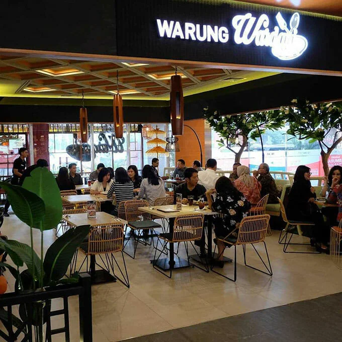 Warung Wardani, 1. Sop Ikan Mak Beng Sanur, 2. Warung Mami, 3. Warung Wardani, 4. Sate Plecing Arjuna, 5. Warung D’Sawah, 6. Sanur Night Market, 7. Warung Nyoman, 8. Nasi Ayam Kedewatan Ibu Mangku, 9. Bebek Bengil Crispy Duck – Nusa Dua, 10. MamaSan Bali, 11. Nasi Pedas Bu Andika, 12. Rujak Kuah Pindang Bu Putu, 13. Revolver Espresso, 14. Seniman Coffee, 15. Bebek Goreng Laka Leke, 16. Warung Nasi Bali Men Weti (Sanur), 17. Naughty Nuri’s Warung, 18. Ayam Betutu Men Tempeh Gilimanuk, 19. Warung Laota, 20. Warung Bebek Tepi Sawah, 21. Sate Babi Bawah Pohon (Kuta), 22. Nasi Pecel Bu Tinuk, 23. Warung Liku