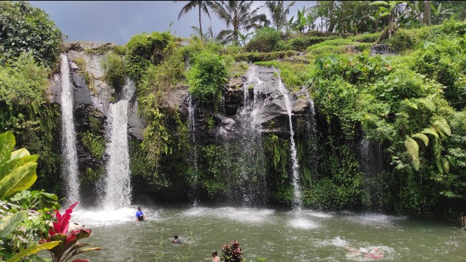 Air Terjun Kembar Arum R3D Vlog
