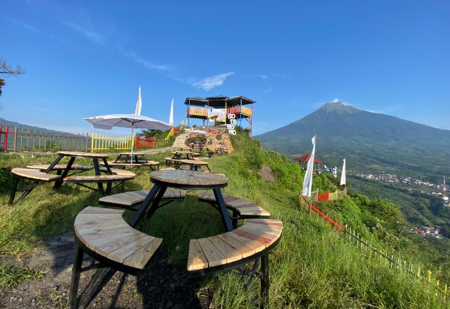 Bukit Botorono Petarangan Denias Susanto