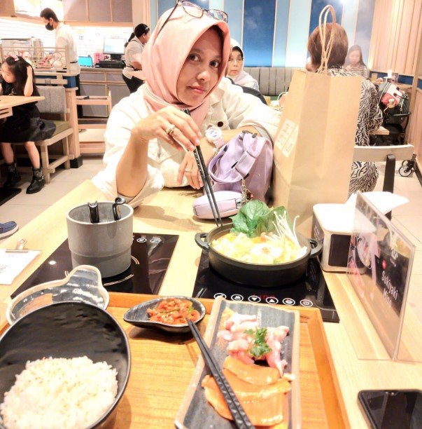 Isshin Gandaria City Tamara 29, 1. Kimukatsu, 2. Sushi Tei, 3. RamenYa!, 4. Haidilao Hot Pot, 5. Marugame Udon, 6. Basilico, 7. Coco Ichibanya Curry, 8. Remboelan, 9. Kitchenette, 10. Seribu Rasa Seafood and Grill, 11. Chung Gi Wa, 12. Saturdays, 13. Isshin, 14. Menya Sakura, 15. Gyu-Kaku Japanese BBQ, 16. Raacha Suki Gandaria City Mall, 17. OJJU, 18. Izuka, 19. Toast Box, 20. Wee Nam Kee, 21. Din Tai Fung