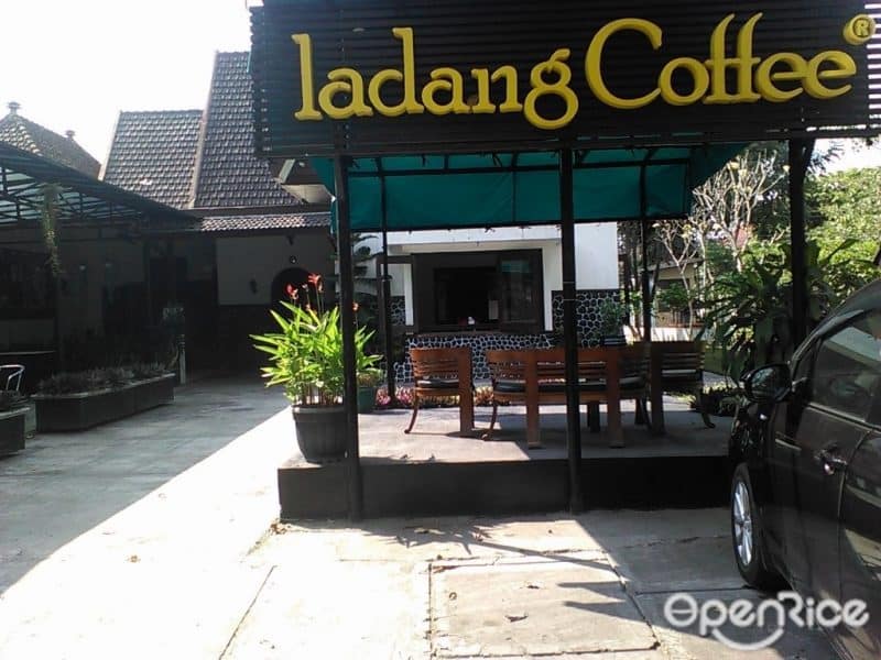 Ladang Coffee via Openrice, 1. Toko Kopi Seduh, 2. Koffie Home, 3. Kedai Palito, 4. De Ngokow Coffee Roastery &amp; Tea Club, 5. Ladang Coffee, 6. Bakoel Susu, 7. Widstick Coffee and Dessert, 8. Roti Bakar 88, 9. Two D Coffee Roastery, 10. Warung Starmeal , 11. You Coffee and Resto, 12. Batavia Kofffie, 13. Sipirock Coffee, 14. Kapiola, 15. JAG’s Kitchen, 16. Kupikirin Kopi, 17. Lemme Get Space Coffee &amp; Co Working, 18. Netijen Café &amp; Resto, 19. Kedai BR Live Musik, 20. The Café Langit, 21. Pallet Coffee Jagakarsa, 22. Happiness Kitchen and Coffee Jagakarsa, 23. Latar Kopi, 24. Cafe &amp; Resto Serendipity (Poolside &amp; Garden View), 25. Garden Cafe, 26. Kedai Abah Coffee Jagakarsa, 27. Ranies Kitchen &amp; Coffee, 28. Sure Coffee &amp; Eatery Jagakarsa, 29. Dessert Darlings by Agustina Anggri, 30. Worthland Coffee, 31. Western Cape, 32. Warkop Berkah Big’s Family, 33. TEGUK, 34. KOPIOLA, 35. TETTA KOPI