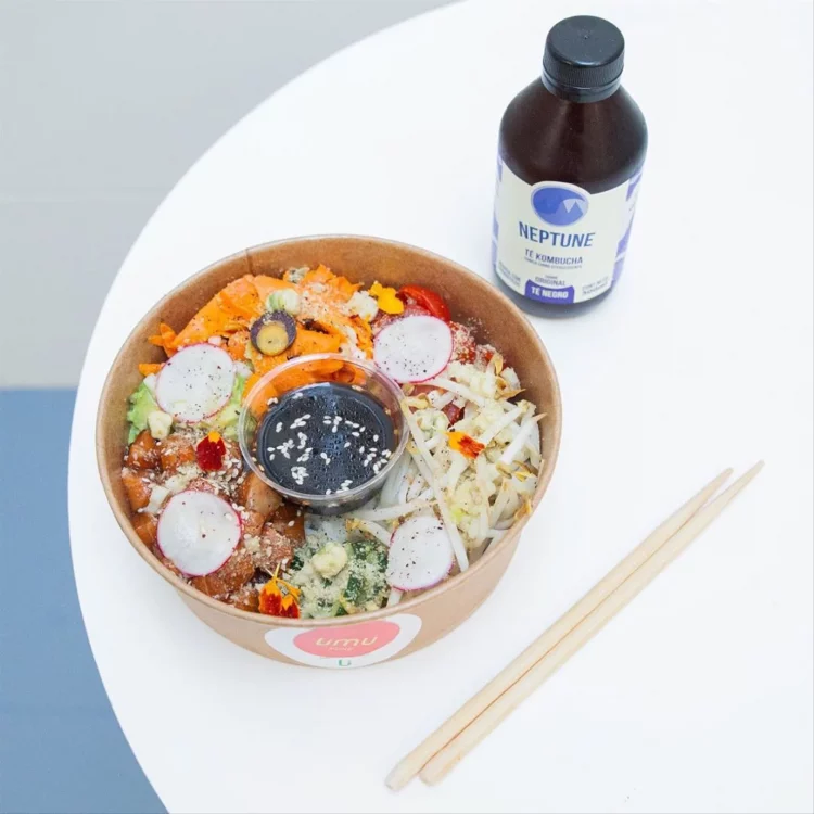 Limu Poke, 1. Ozumo, 2. Pokey Studio (Tutup), 3. Pokinometry Poke Bowl (Tutup), 4. Rock Paper Scissors (Tutup), 5. Limu Poke, 6. Hatchi, 7. Poke Sushi, 8. Hawaiian Bistro, 10. HONU Poké & Matcha Bar