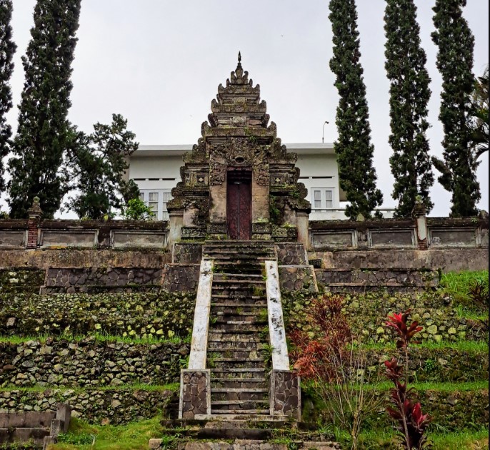 Perkebunan Kali Klatak Yan Manik