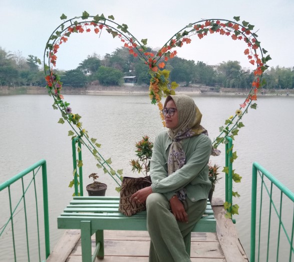 Wisata Waduk Tanjungan Mujiono, 1. Wisata Sawah Sumber Gempong, 2. Bernah De Vallei, 3. Waterland Mojokerto, 4. Candi Bajang Ratu, 5. Candi Brahu, 6. Candi Tikus, 7. Candi Wringin Lawang, 8. Kolam Segaran, 9. Museum Trowulan, 10. Mahavihara Majapahit, 11. Patung Buddha Tidur, 12. Pendopo Agung Trowulan, 13. Air Terjun Coban Canggu, 14. Air Terjun Dlundung Mojokerto, 15. Pacet Mini Park Mojokerto, 16. Joglo Park Mojokerto, 17. Candi Jolotundo, 18. Klurak Eco Park, 19. Puncak Bayangan Gunung Penanggungan, 20. Pemandian Air Panas Padusan, 21. Air Terjun Grenjengan, 22. Api Abadi Mojokerto, 23. Bukit Watu Jengger, 24. Claket Adventure Park, 25. Air Terjun 7 Bidadari, 26. Pacet Hill, 27. Air Terjun Duyung Trawas Hill, 28. Fresh Green Trawas, 29. PPLH Seloliman Trawas, 30. Obech Rafting Pacet, 31. Sumber Wuluh, 32. Air Terjun Watu Ondo, 33. Alun-alun Mojokerto, 34. Wisata Desa BMJ Mojopahit, 35. Wisata Bukit Kayoe putih, 36. Taman Semeru, 37. Ranu Manduro, 38. Wisata Waduk Tanjungan, 39. Taman Kehati, 40. Reco Banteng Hayam Wuruk, 41. Benteng Taman, 42. Air Terjun Watu Gedhek, 43. Coban Talun, 44. Wisata Sumber Dhuwur Sidorejo, 45. Rainbow Garden Poetoek Soeko, 46. MOLAGAR, 47. WET SENDI 2, 48. Situs Siti Inggil, 49. Balai Pelestarian Cagar Budaya, 50. Wanawisata Dlundung, 51. Candi Kesiman, 52. Candi Bangkal, 53. Museum Sanggar Gubug Wayang, 54. Air Terjun Surodadu, 55. Petik Strawberry Padusan, 56. Gua gembyang, 57. Candi Jedong, 58. Air Terjun Watu Lumpang, 59. Situs Reco Lanang, 60. Pemandian Ubalan, 61. Makam Troloyo