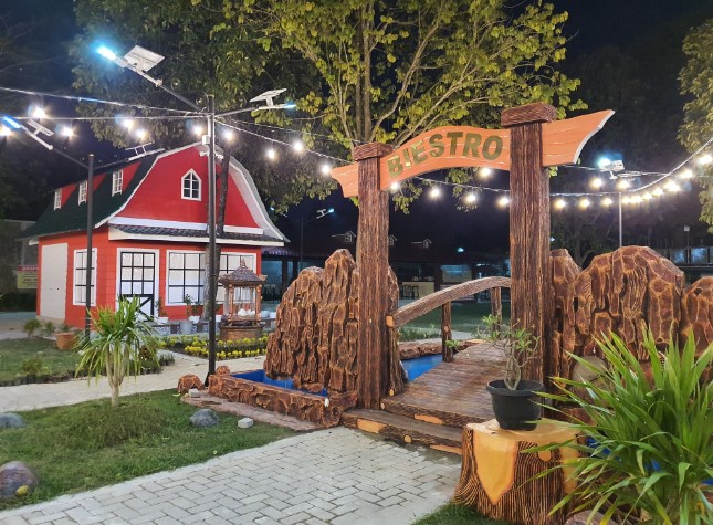 BIESTRO INDONESIA ( Taman Berkuda dan Memanah Binjai ) Rofita Susanty, 1. Wisata Jona Garden, 2. BIESTRO INDONESIA ( Taman Berkuda dan Memanah Binjai ), 3. Sawah Lukis, 4. Kolam Abadi Langkat, 5. Air Terjun Siluman Namo Belanga, 6. Namu Sira – Sira, 7. Pantai Florida / Pemandian Air Namu Ukur, 8. Kampung Kuliner Binjai, 9. Pasar Kaget Binjai, 10. Taman Merdeka Kota Binjai, 11. Arung Jeram Sungai Bingei, 12. Taman Selfie, 13. Taman Balita Kota Binjai, 14. Stasiun Binjai, 15. Taman Remaja Binjai, 16. Taman Edukasi Binjai, 17. Masjid Raya Binjai, 18. Belanja di Binjai Super Mall, 19. Kolam Renang Qitaro, 20. Taman RTH Dewi Sri, 21. Shri Raja Rajesvari Amman Padang Cermin Koil, 22. Pantai SB, 23. Titik Nol Kota Binjai, 24. Kolam Renang Tirta Raerim, 25. Kuil Shri Mariamman, 26. Kolam Renang Licia, 27. Kolam Renang Dendang Tirta, 28. Brahrang Asri Swimming Pool, 29. Kolam Renang Tirta Mulia, 30. Masjid Agung Binjai, 31. Tugu Perjuangan 1945, 33. Rumah Makan Irian Binjai
