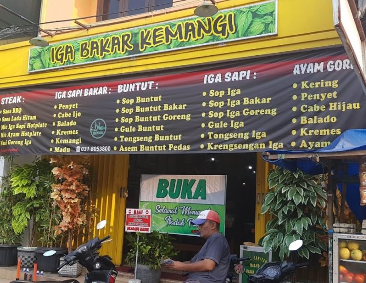 C&amp;C Spesial Iga Sapi Bakar, 1. Ikan Bakar Cianjur, 2. Bebek Goreng H Slamet, 3. Ayam Goreng Gringging Lombok, 4. Lesehan Joyo , 5. Warung Apung Rahmawati , 6. Mie Kober Ponti Sidoarjo, 7. Jank Jank Wings , 8. Qen-di Garden Resto, 9. Iga Bakar dan Steak Sidoarjo , 10. Warung Oemik Ika Ganjarane Hidayah, 11. Kupang Lontong Pak Misari , 12. Warung Leko Sidoarjo , 13. Warung Makan Murah Prasmanan Ny Indra, 14. Depok Langgeng Langgeng Sidoarjo , 15. CEKER LAPINDHO ASLI (ALUN-ALUN SIDOARJO), 16. Rawon Gajah Mada , 17. The Crabbys Sidoarjo , 18. Jon’s Cafe and Coffee , 19. Heritage Of Handayani, 20. Cocari Sidoarjo, 21. C&amp;C Spesial Iga Sapi Bakar , 22. Kedai Pakcik Abin, 23. Sop Kikil Pak Madekan, 24. Warung Handayani