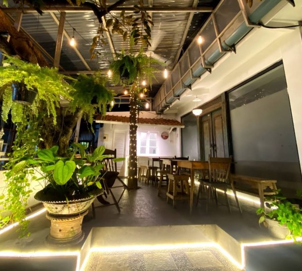Chester Coffee Mohamad Ari
