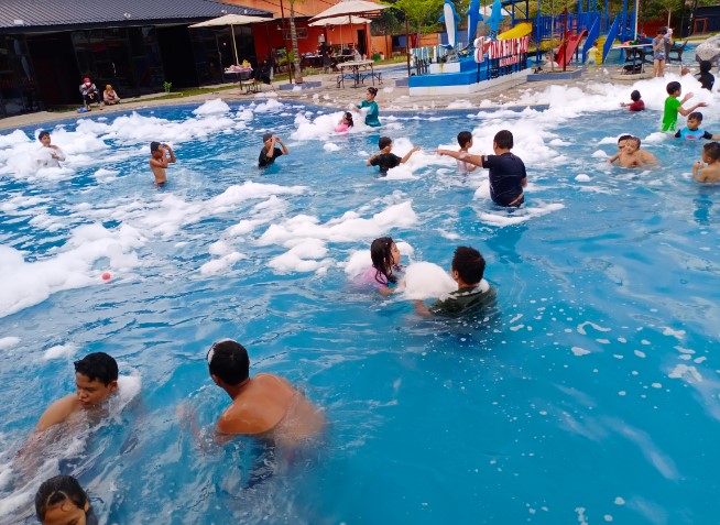 DNA FUN ZONE Swimming Pool Hesti Veronita