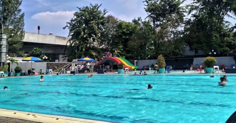 Kolam Renang Tirtamas lulut syopia arien