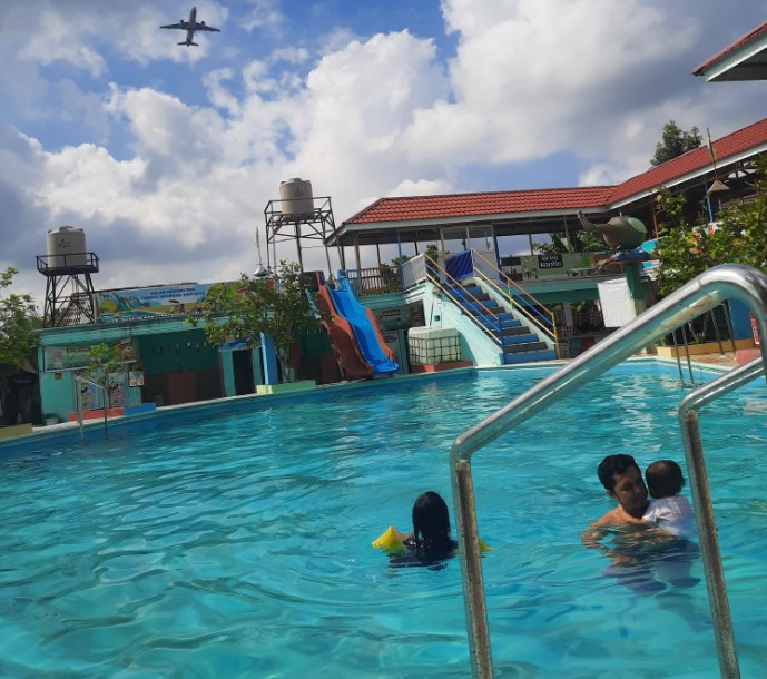Kolam Renang ZAVFASZA Hilda Novia Rahmi