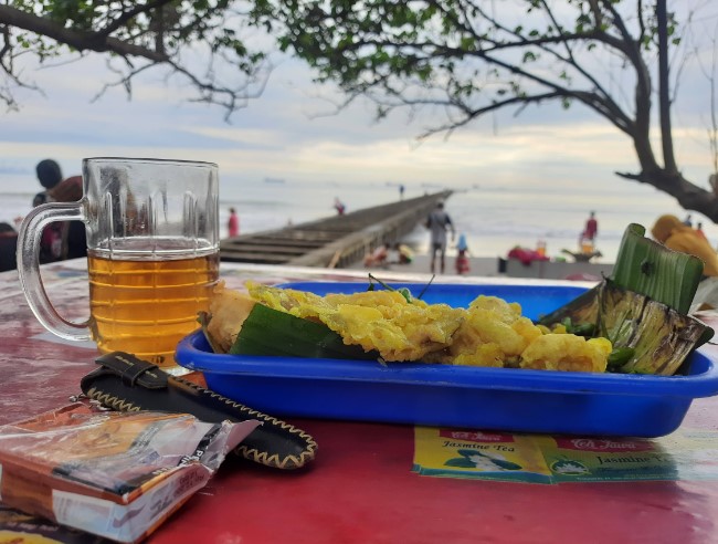 Lesehan Mendoan Sudiroso Qaishar BAIM, 1. Rumah Makan Taman New Aroma, 2. Rumah Makan Sari Laut, 3. Ka Ho, 4. DSC Dapur Seafood Cilacap, 5. RM Sate Kambing & Pondok Makan Lesehan Sidoroso, 6. Lesehan Ikan Bakar 70, 7. Dapur Mamo Cilacap, 8. Warung Makan David Galipat, 9. Sate Ayam Martawi, 10. Omah Sambel, 11. Mie Dua Rasa (Midura), 12. Sate Inggil, 13. Warung Asik Cilacap, 14. Cafe Daun, 15. Ayam Bakar Lunak Sawah Besar, 16. Gosteak Cilacap, 17. Rocket Chicken Rinjani, 18. Lesehan Mendoan Sudiroso, 19. Nasi rames Sabar Menanti, 20. Mie Naga, 21. Marto Joyo Restaurant, 22. Rumah Makan Padang Putra Sikumbang, 23. Pondok La-Bia, 24. Warung Ikan Bakar Sari Ayu, 25. Rumah Makan Karang Mekar, 26. Ikan Bakar Yayat, 27. Bebek goreng Lik Cip Cilacap, 28. Warung Aldo & Sky Dinning Cilacap, 29. Dapur Kharisma, 30. Bu Nur’s Local Eatery, 31. Warung Makan Bu Cici, 32. Rumah Makan Andalas, 33. Chicken Crush, 34. Rumah Makan Padang Denai, 35. AYAM GORENG KREMESAN Hj. Diah Rudiyono, 36. D’YERIKO CORNER, 37. Angkringan Babeh 3, 38. Lesehan Ikan Bakar Citra Rasa Bu Towa’ah, 39. Rumah Makan Padang Do’a Mande