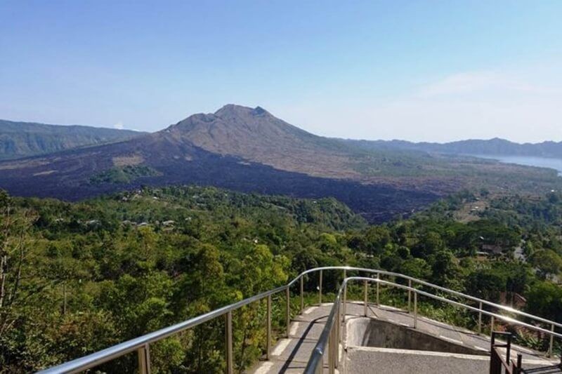 Penelokan View Point via Ticmpu, 1. Gunung Batur, 2. Danau Batur, 3. Museum Geopark Batur Kintamani, 4. Sukawana Sunrise Spot, 5. Gunung Abang Kintamani, 6. Hutan Pinus Glagahlinggah Lestari, 7. Puncak Indrakila Trunyan, 8. Toya Devasya Hotspring Waterpark &amp; Camping Ground, 9. Pura Segara Ulun Danu Batur, 10. Tirta Pancoran Solas Pura Pelisan, 11. Desa Wisata Bayung Gede, 12. Desa Penelokan, 13. Pinggan Sunrise Spot, 14. Air Terjun Langgahan, 15. Penelokan View Point, 16. Batur Natural Hot Spring, 17. Desa Adat Penglipuran, 18. Resto Apung Kedisan, 19. Montana del Café, 20. Tegukopi