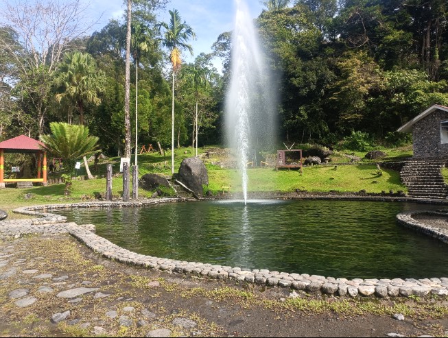 Puncak Anai Fadhil Aqbar, 1. Jam Gadang di Bukit Tinggi, 2. Istana Baso Pagaruyung, 3. Pantai Carocok Painan, 4. Lobang Jepang, 5. Pantai Padang ‘Nan Rancak Bana’ , 6. Pantai Gandoriah Pariaman, 7. Puncak Lawang Maninjau, 8. Lembah Anai , 9. Museum Adityawarman, 10. Pantai Muaro Padang & Jembatan Siti Nurbaya, 11. Pantai Kata Pariaman, 12. Benteng Fort de Kock, 13. Ngarai Sianok, 14. Pantai Cermin, 15. Wisata Pantai Caroline/Carolina, 16. Air Panas Bukik Kili, 17. Danau Maninjau, 18. Pemandian Lubuk Minturun, 19. Lembah Harau , 20. Puncak Anai (Pemandian dan Camping Ground), 21. Pesona Kepulauan Mentawai , 22. Janjang Seribu Great Wall of Koto Gadang, 23. Danau Singkarak, 24. Danau Diateh dan Danau Dibawah ( Danau Kembar ), 25. Pantai Aie Manih si Malin Kundang, 26. Pulau Cubadak, 27. Kawasan Wisata Mandeh, 28. Pulau Sikuai, 29. Tirta Alami, 30. Air Terjun Nyarai, 31. Pemandian Alam Sako Tapan, 32. Lubuak Bonta, 33. Lubuak Mato Kuciang, 34. Pemandian Alami Batang Tabik, 35. Lubuak Paraku, 36. Air Terjun Timbulun, 37. Muaro Binguang, 38. Ngalau Indah , 39. Jembatan Akar Pesisir Selatan, 40. Pulau Pasumpahan , 41. Pantai Nirwana, 42. Air Terjun Tigo Tingkek, 43. Air Terjun Sarasah Banyak Gariang, 44. Panorama Sitinjau Lauik, 45. Tapian Puti, 46. Lubuak Rantiang, 47. Sirukam Dairy Farm, 48. Puncak Gagoan, 49. Rumah Pohon Laing Park Solok, 50. Puncak Gobah, 51. Air Terjun Kapalo Banda Koto Hilalang, 52. Danau Talang – Solok, 53. Danau Dieteh dan Danau Dibawah, 54. Kebun Teh Alahan Panjang, Solok, 55. Jembatan Kelok Sembilan, 56. Air Terjun Lubuak Bulan, 57. Padang Mengatas, 58. Pulau Angso Duo Pariaman, 59. Pantai Tiram, 60. Puncak Langkisau
