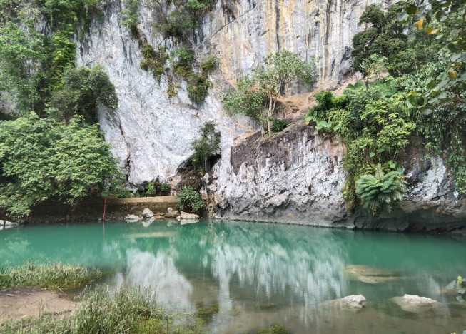 Pucok Krueng Irfan Munadi, 1. Museum Tsunami, 2. Pulau Rubiah, 3. Pantai Iboih, 4. Masjid Raya Baiturrahman, 5. Air Terjun Blang Kolam, 6. Air Terjun Suhom, 7. Danau Laut Tawar, 8. Pantai Lhoknga, 9. Rumah Cut Nyak Dien, 10. Taman Hutan Raya Pocut Meurah Intan, 11. Air Terjun Kuta Malaka, 12. Tugu Nol Kilometer, 13. Pulau Batee, 14. Pulau Keluang, 15. Goa Sarang, 16. Ujong Seukee, 17. Pulo Aceh, 18. Air Terjun Pria Laot, 19. Air Terjun Tansaran Bidin, 20. Air Terjun Tahura Saree, 21. Kuala Paret, 22. Lingkok Kuwieng, 23. Kuala Merisi, 24. Pualu Pusong, 25. Pantai Tebing Lampuuk, 26. Pantan Terong, 27. Benteng Iskandar Muda dan Benteng Indrapatra, 28. Pusat Latihan Gajah Saree, 29. Air Terjun Peukan Biluy , 30. Goa Loyang Koro, 31. Gua putri pukes, 32. Cagar Alam Jantho, 33. Objek Wisata Putroe Aloh – Pucok Krueng , 34. Gunung Seulawah Agam, 35. Gunung Borni Telong, 36. Pulau Seumadu, 37. Kegiatan diving wisata di Pulau Weh, 38. Pantai Ujong Kareung, 39. Bukit Lamreh, 40. Pantai Ulee Lheue