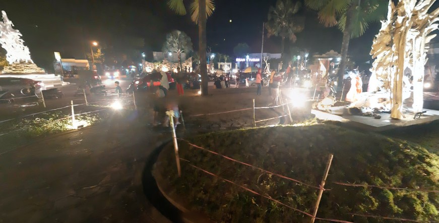 TAMAN SLEKO Andi, 1. Pantai Pasir Putih Remen, 2. Pantai Kelapa Tuban, 3. Pantai Boom, 4. Air Terjun Nglirip, 5. Pantai Cemara, 6. Pantai Sowan Tuban, 7. Goa Ngerong Tuban, 8. Goa Akbar, 9. Pemandian Bektiharjo Tuban, 10. Pemandian Air Panas Prataan Tuban, 11. Alun-alun Tuban, 12. Makam Sunan Bonang, 13. Mangrove Center, 14. Klenteng Kwan Sing Bio, 15. Wisata Pelang, 16. Wisata Sendang Asmoro, 17. Masjid Agung Tuban, 18. TAMAN SLEKO, 19. WISATA SILOWO MERAKURAK, 20. Mata Air Krawak, 21. Air Terjun Banyulangse, 22. Goa Suci Tuban, 23. Goa Kancing Tuban, 24. Watu Ondo Tuban, 25. Museum Kambang Putih, 26. Pondok Pesantren Perut Bumi Al – Maghribi, 27. Perum Perhutani KPH Jatirogo, 28. Wisata Tebing Pelangi, 29. Air Terjun Sanggrahan, 30. Air Terjun Wukirharjo, 31. Pantai Socorejo, 32. Kambang Putih Tuban Park, 33. Taman Hutan Kota Tuban, 34. Sendang Wangi, 35. Pantai Surindah, 36. Tanazawi Agriculture EduPark & Leisure – Kebun Durian, 37. Goa Putri Asih, 38. Air Terjun Lembah Bongok Tuban, 39. Bukit Trantang, 1. Garang Asem, 2. Belut Goreng Ala Tuban
