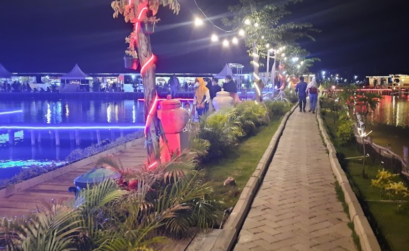 Yussar Fishing and Playground Lilik Arofah