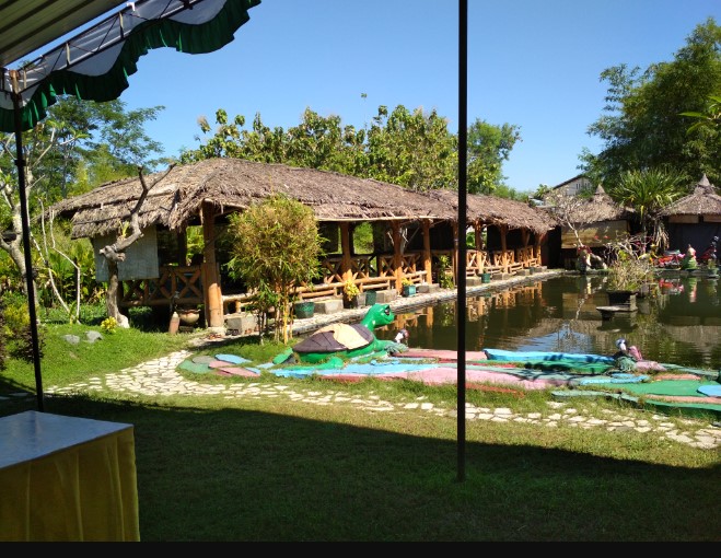 Banyoe Oeriep Resto Aulia Azka Januartrika, 1. RM Bu Sum Klaten, 2. Papringan Resto &amp; Cafe, 3. Warung Makan Bu Hj. Salamah, 4. Warung Makan kuliner Klaten Mbah Darmo, 5. KAMPUNG KULINER KLATEN, 6. Soto Segeer Mbok Giyem, 7. New Merapi Resto, 8. RM Joglo, 9. Kakung Sableng, 10. Warung Nasi Tumpang Lethok Mbak Riyanti, 11. Waroeng SS Klaten, 12. Omah Wedang Rajaku (Empon-empon), 13. Bebek Goreng Pak Tohir, 14. Ayam Bakar P. Widodo, 15. Star Steak Bramen Klaten, 16. Pawon Simbok Klaten, 17. RM Bu Mayar Cawas Bypass Klaten, 18. Rumah Makan Padang Murah, 19. Omah Eyang Resto, 20. Warung Soto Mbah Darmo, 21. Restoran Sawah Simbah, 22. Dapoer Simbah Pandawa, 23. RM &amp; Pemancingan Ilham 02, 24. Ayam Panggang Ny. Anggriani, 25. Wedang Kopi Prambanan, 26. Omah Ndeso, 27. Banyoe Oeriep Resto, 28. Ayam Penyet Suroboyo, 29. Warung Makan Miroso