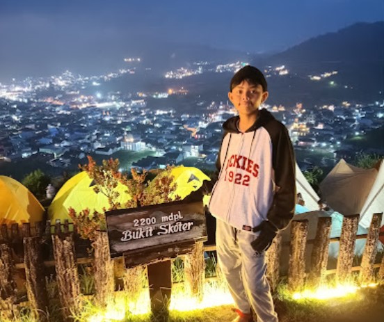 Bukit Skoter Janu Cristiyanti, 1. Kawah Sikidang Dieng, 2. Kompleks Percandian Arjuna, 3. Taman Margasatwa Serulingmas, 4. D’Qiano Hot Spring Waterpark, 5. Museum Kailasa Dieng, 6. Arung Jeram Sungai Serayu, 7. Surya Yudha Park Banjarnegara, 8. Candi Bima, 9. Pemandian Air Panas Pingit, 10. Kawah Candradimuka, 11. Gunung Lanang, 12. Kawah Sileri Dieng, 13. Sumur Jalatunda Dieng, 14. Curug Pitu Banjarnegara, 15. Curug Mrawu, 16. Curug Sikopel, 17. Telaga Merdada Banjarnegara, 18. Telaga Dringo, 19. Waduk Mrica, 20. Candi Gatot Kaca, 21. Tampo Mas, 22. Curug Pletuk, 23. Serayu Park, 24. Kolam Renang Serulingmas, 25. Pesona Curug Muncar Banjarnegara, 26. Bukit Asmara Situk (Tutup Sementara), 27. Bukit Watu Sodong, 28. Bukit Icika, 29. Bukit Rumpit Bike Park, 30. Taman Kardjono, 31. BUARAN (Bukit Ares Pawinihan), 32. Curug Kuripan, 33. Pemandian air hangat segar asri, 34. Wisata Dawuhan, 35. Air Terjun Genting, 36. Bukit Skoter, 37. Curug Sinom Indah Kalibening, 38. Telaga Balai Kambang, 39. Wadas Tumpang Banjarnegara, 40. Anglir Mendung Banjarnegara, 41. Curug Pundung Sewu Banjarnegara, 1. Warung Makan Soto Krandegan, 2. Combro Kalipalet, 3. Bakso Ketupat Belakang Polres, 4. Saung Bu Mansyur