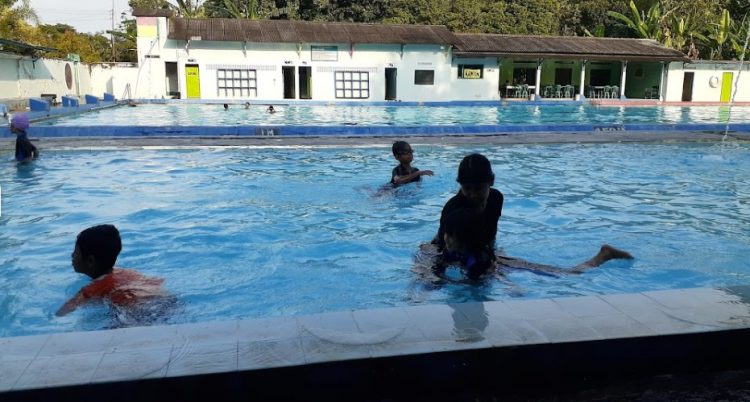 Kolam Renang TIRTA YUDHA BHAKTI Bertha Rina S, 1. Kolam Renang TIRTA YUDHA BHAKTI, 2. Kolam Renang Tirta Harapan, 3. Kolam renang Prilon Park, 4. Swimming Pool Tirta Indah, 5. Swimming Pool Tirta Blue, 6. Kolam Renang Tirta Jaya Mawung, 7. BULU TIRTA, 8. Kedungan Waterpark, 9. Umbul Geneng, 10. Umbul Asri, 11. Pluneng Water Park, 12. KOLAM RENANG SUMBER PITOE #7, 13. Jamal Koi Swimming Pool, 14. Kolam Renang Yudistira, 15. Wisata Air Umbul Ponggok, 16. Umbul Kemanten, 17. Kolam Renang Tirta Adi, 18. Moon water klaten