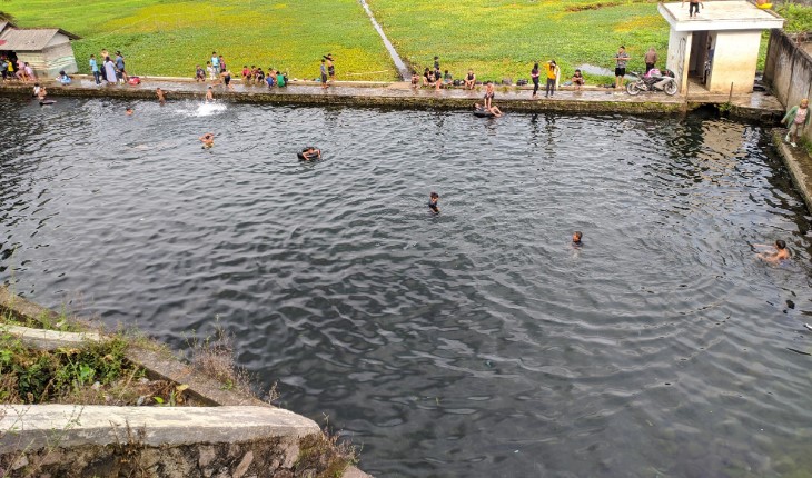 Mata Air Cigede Cibuyutan Aat Ruhiat, 1. Kolam Renang Darajat Pass, 2. Kolam Renang Sabda Alam, 3. Awit Sinar Alam, 4. Kolam Renang Surya Alam, 5. Kolam Renang Purbasari, 6. Kolam Renang Cipanas Sumur Sukasono, 7. Kolam Renang TWA Gunung Papandayan, 8. Kolam Renang Sumber Alam Tasik Madu, 9. Water Boom Bina Garut, 10. Kolam Renang Layung Sari, 11. Kolam Renang Binar Alam Citangtu, 12. Waterboom Tirta Kencana, 13. Kolam Renang Pasir Intan, 15. Kolam Renang Danau Dariza, 16. Sumber Alam Tirtanadi, 17. Kolam Renang di Hotel Augusta, 18. Banyoe Sinergi Mandala, 19. Kolam Renang Lembur Kuring, 20. Kolam Renang Cipanas Indah, 21. Kolam Renang Tirtagangga, 22. WISATA KOLAM AMANAH FAMILY, 23. Matta Waterpark, 24. Mata Air Cigede Cibuyutan, 25. Kolam Renang Cicapar, 26. Kolam Renang Air Panas Banyu Mandala, 27. Kolam Renang Puncak Darajat, 28. Kolam Renang Cahaya Villa, 29. Kolam Renang Antralina Atas