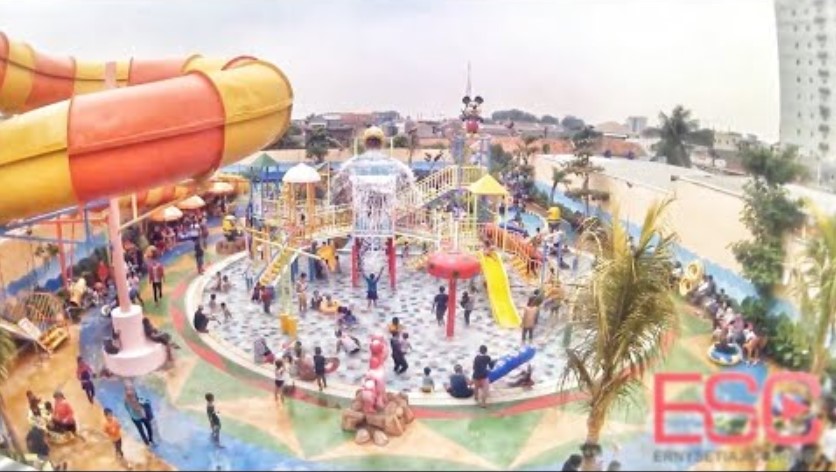 Newton Waterpark, 1. Citra Raya Waterworld, 2. Kolam Renang Bali View, 3. Ocean Park, 4. Dasana Xenter Waterpark (DX Waterpark), 5. Amsterdam Waterpark, 6. Batavia Splash Water Adventure, 7. Aladin Aquaplay Karawaci, 8. Fun Park Waterboom, 9. Kolam Renang Situ Gintung, 10. Kolam Renang Modern Tirtamas, 11. Marcopolo Waterpark (Marcopolo Water Adventure), 12. Saiji Water Park (Tutup), 13. Newtown Waterpark, 14. Aryana Aquaplay Kolam Renang Waterpark, 15. Duta Garden Sport Center, 16. Swimming Pool BSD City, 17. Kolam Renang Permata Bintaro Club House, 18. Familia Club House, 19. Kolam Renang Taman Rempoa Indah, 20. Tigaraksa Waterboom, 21. Puri Beta Swimming Pool