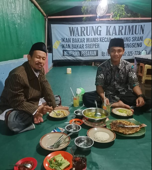 Warung Makan Khas Karimun Ahmad Izzi, 1. Rengkot Buyut Restoran (Steak & Traditional Food), 2. SCJ Sentra Kuliner Jepara, 3. Yam Yam Resto, 4. Maribu Resto, 5. Cipto Roso Restaurant, 6. RM Sari Rasa, 7. Gubug Dhahar Mbak Wien, 8. Djago Reborn, 9. Rumah Makan H. Ismun 6 (Potroyudan), 10. MBS Bistro Cafe, 11. Ikan Bakar Bu Sri, 12. RM Pondok Bambu Samadyo, 13. Ayam Goreng Kremes Pak Pono, 14. BEDJO Welcome Home, 15. PM RESTO AND CAFE, 16. Gudeg Suyek, 17. Warung Makan Khas Karimun, 18. Warung Makan Sate Kerbau Bp. Haji Darno, 19. Warung Makan Sri Jenggot, 20. RM Perahu, 21. Lumintu Resto Jepara, 22. Ikan Bakar Bu Gipah, 23. Depot 57 Bu Puji, 24. Diana’s Bay Restaurant, 25. Mie Bandung Matahari, 26. RM Pondok Rasa, 27. Warung Makan Joglo Omah Sambel, 28. La Marina Family Resto